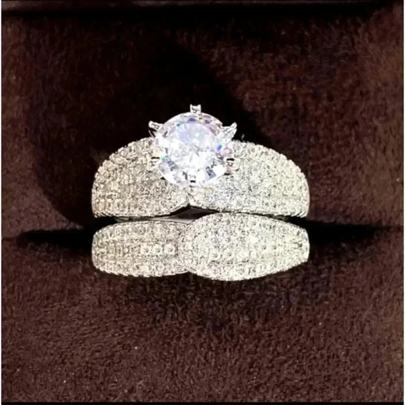 2 Pcs/set Silver Plated Bridal Wedding Zircon Ring For Women Engagement NWT. - Picture 2 of 5